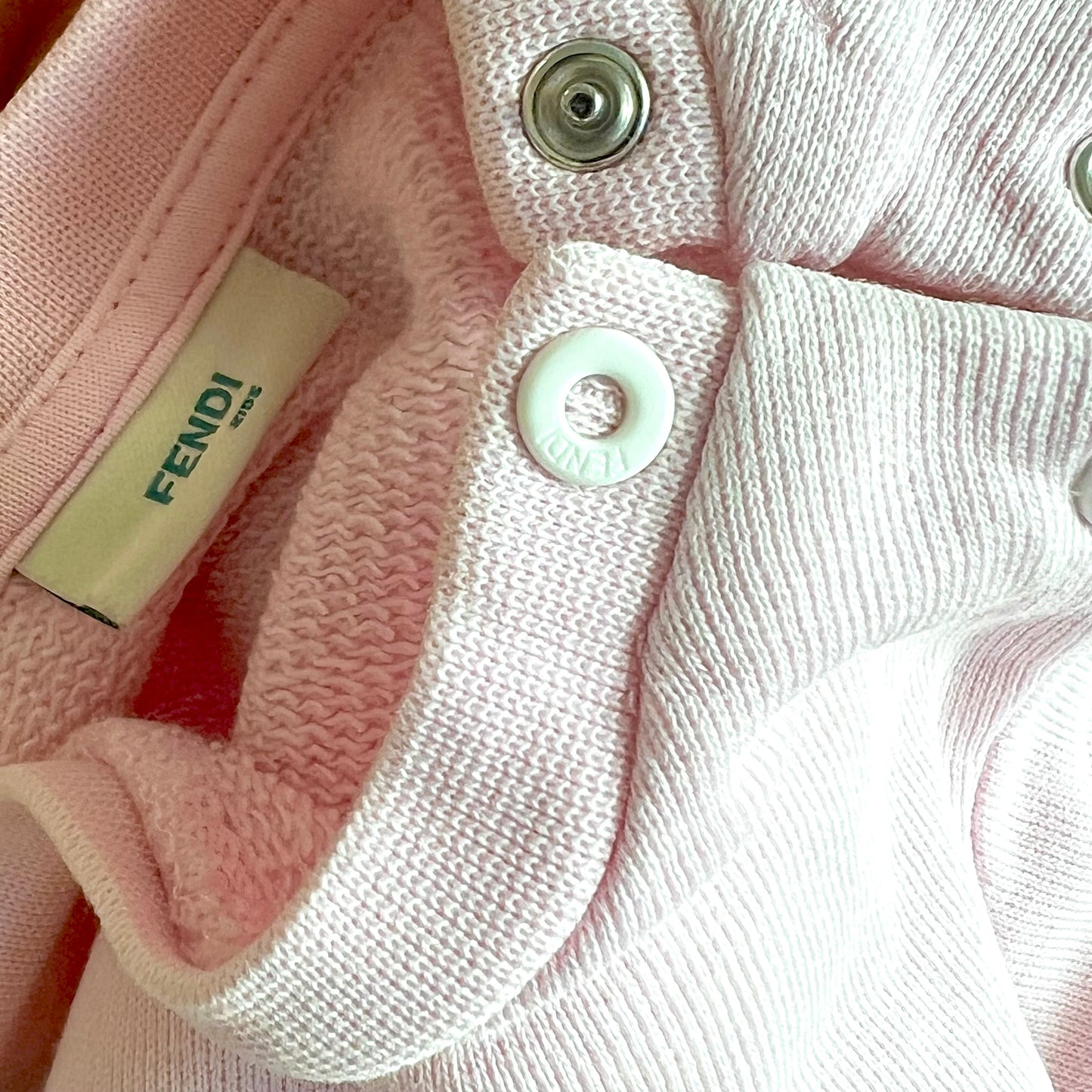 (Pre-loved) Fendi Pink fendilove Sweater 女童粉紅色長袖衫 2Y