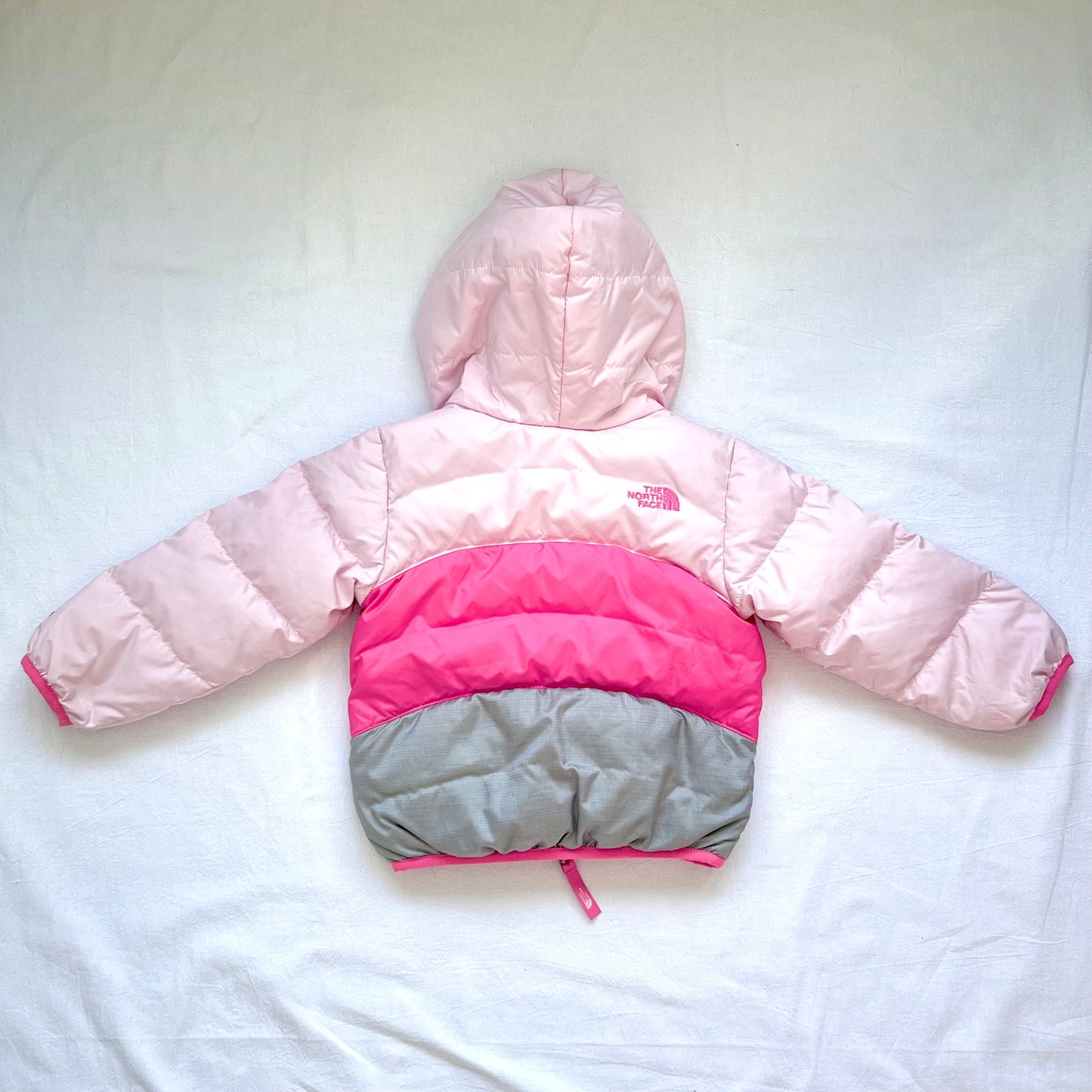 (Pre-loved) The North Face Pink 2-sided Down Jacket 粉紅色雙面羽絨褸 (remove tag) 2/3Y