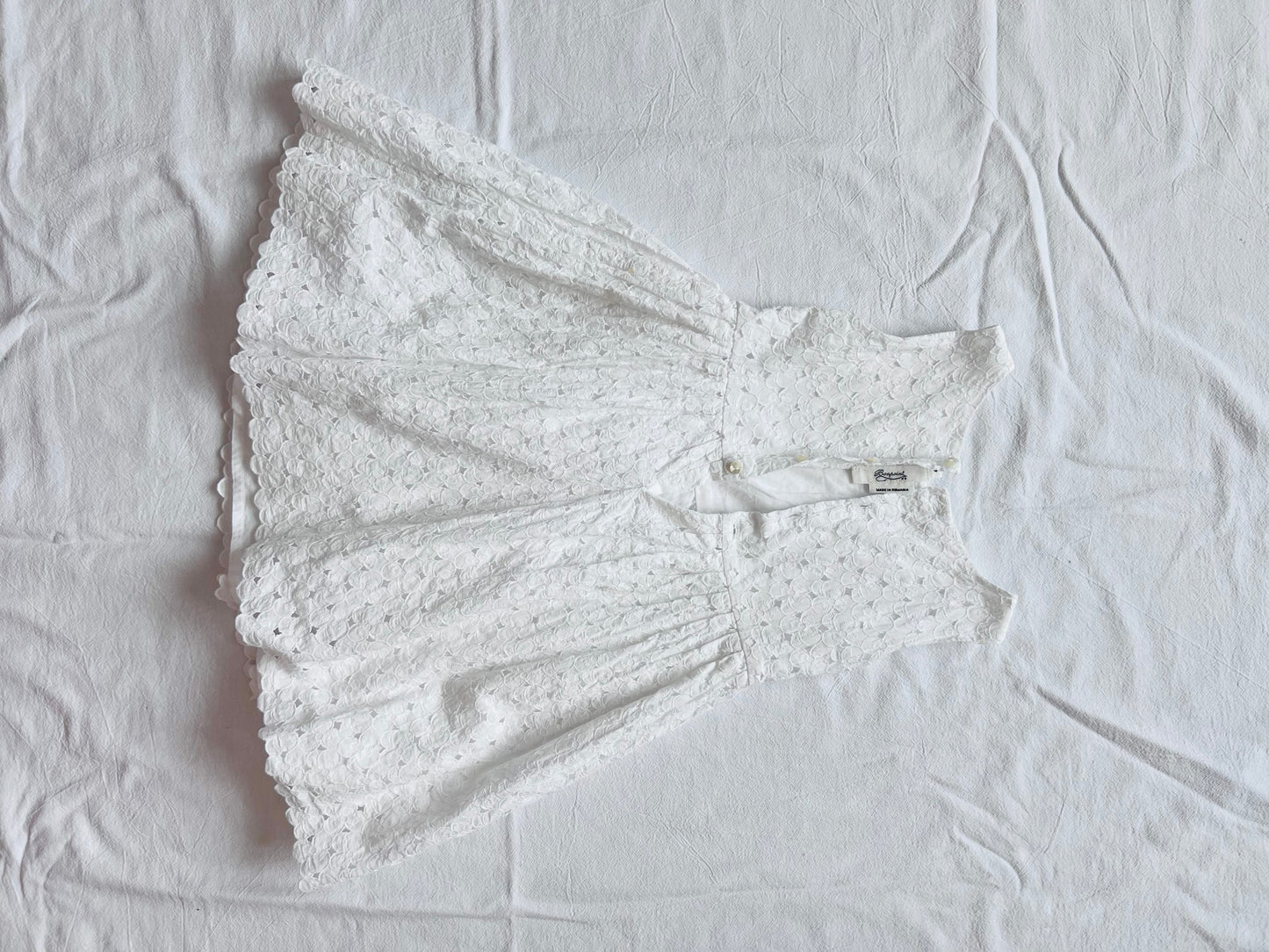 (Pre-loved) Bonpoint White Embroidered Sleeveless Dress 女童無袖連身裙 age4