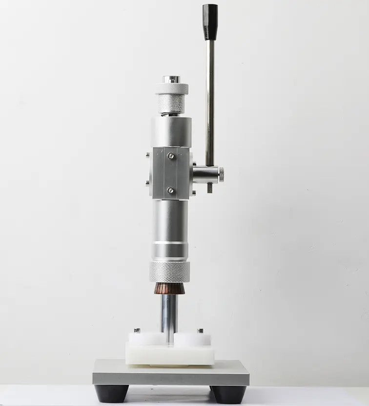 Perfume Bottle Capping Machine 香水瓶旋蓋機