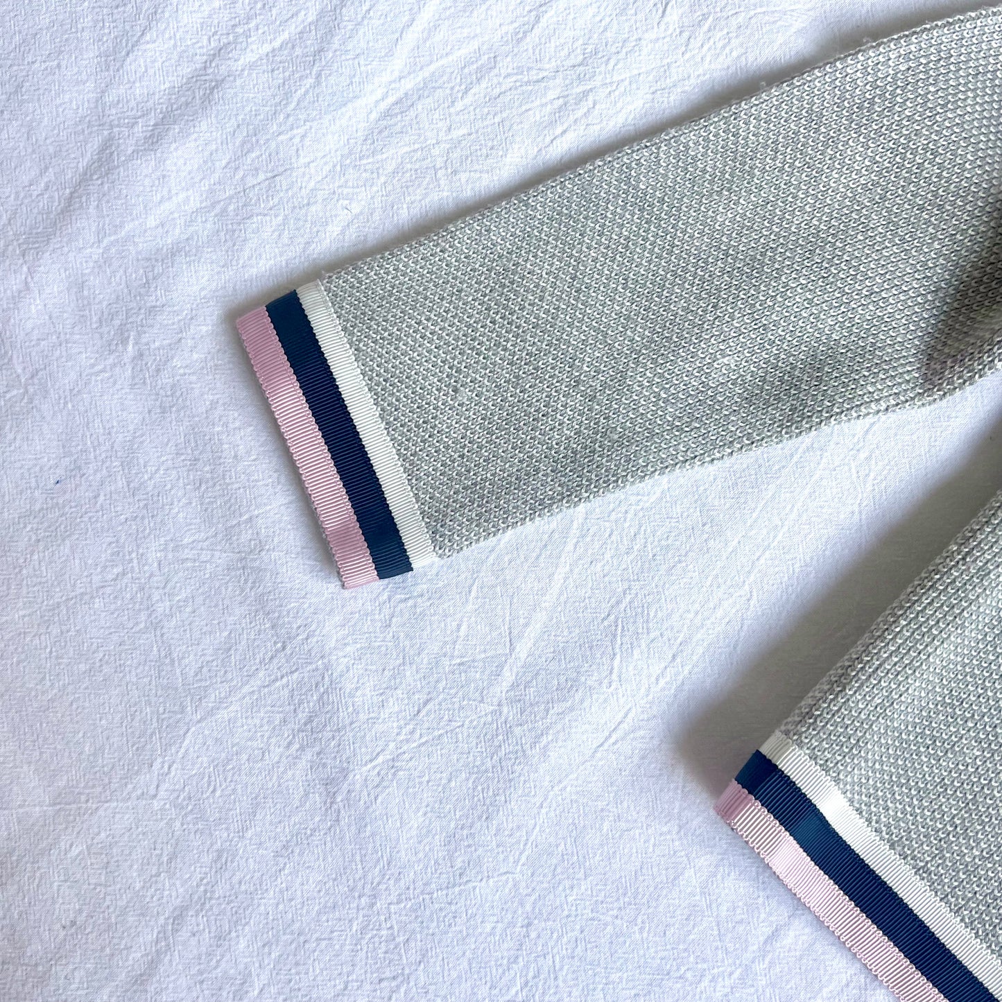 (Pre-loved) Nicholas & Bears Cardigan 女童灰色開襟衫4Y