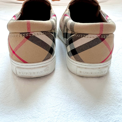 (Pre-loved) Burberry Checkered Sneaker 經典格紋棉質帆布鞋 27