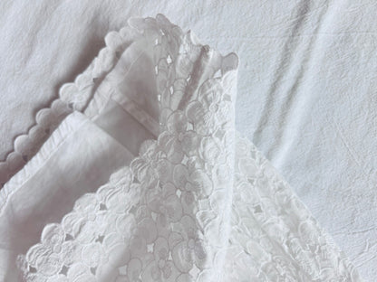 (Pre-loved) Bonpoint White Embroidered Sleeveless Dress 女童無袖連身裙 age4