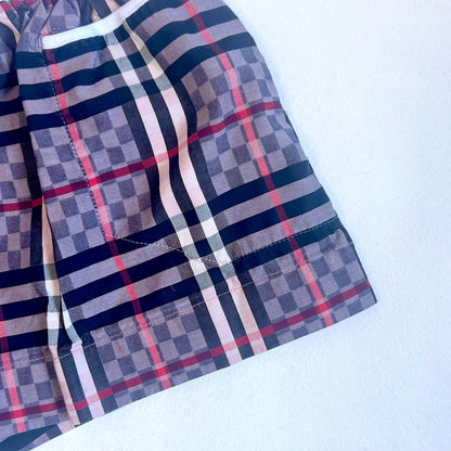 (Pre-loved) Burberry Check Short 格仔短褲 4Y