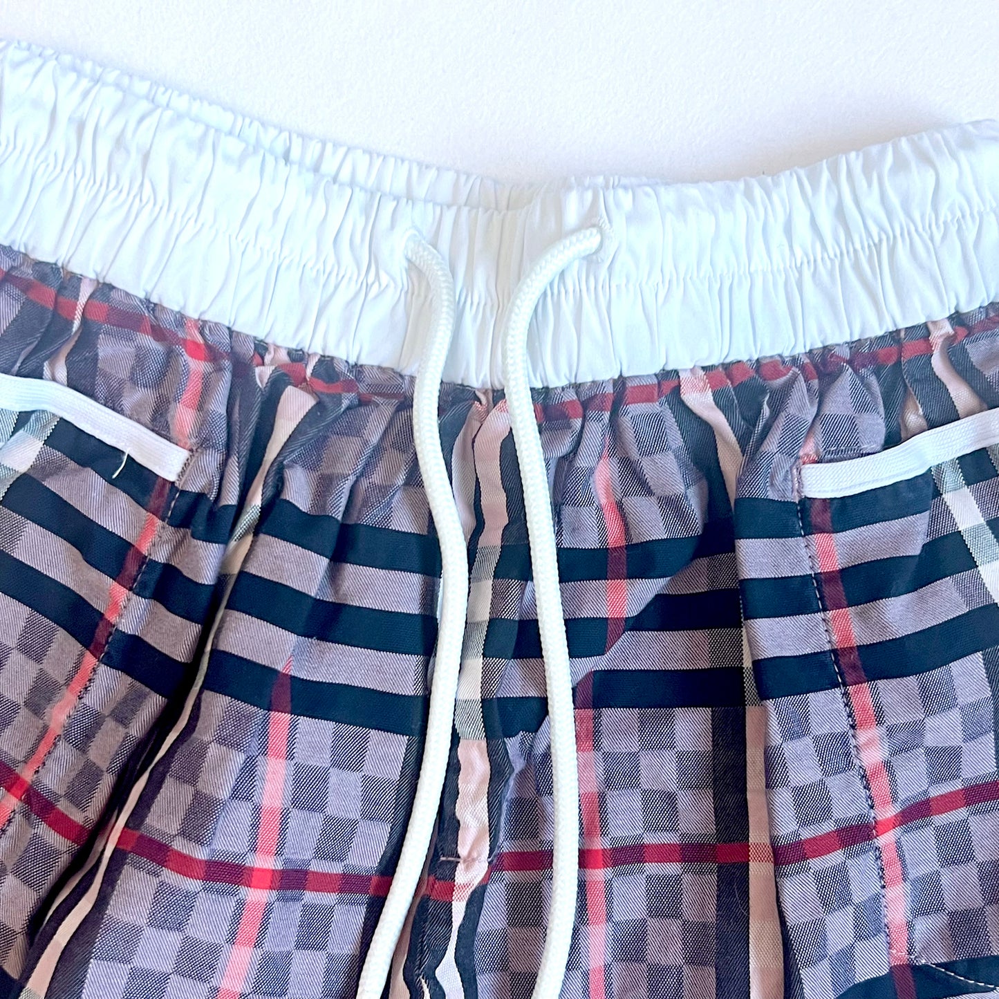 (Pre-loved) Burberry Check Short 格仔短褲 4Y