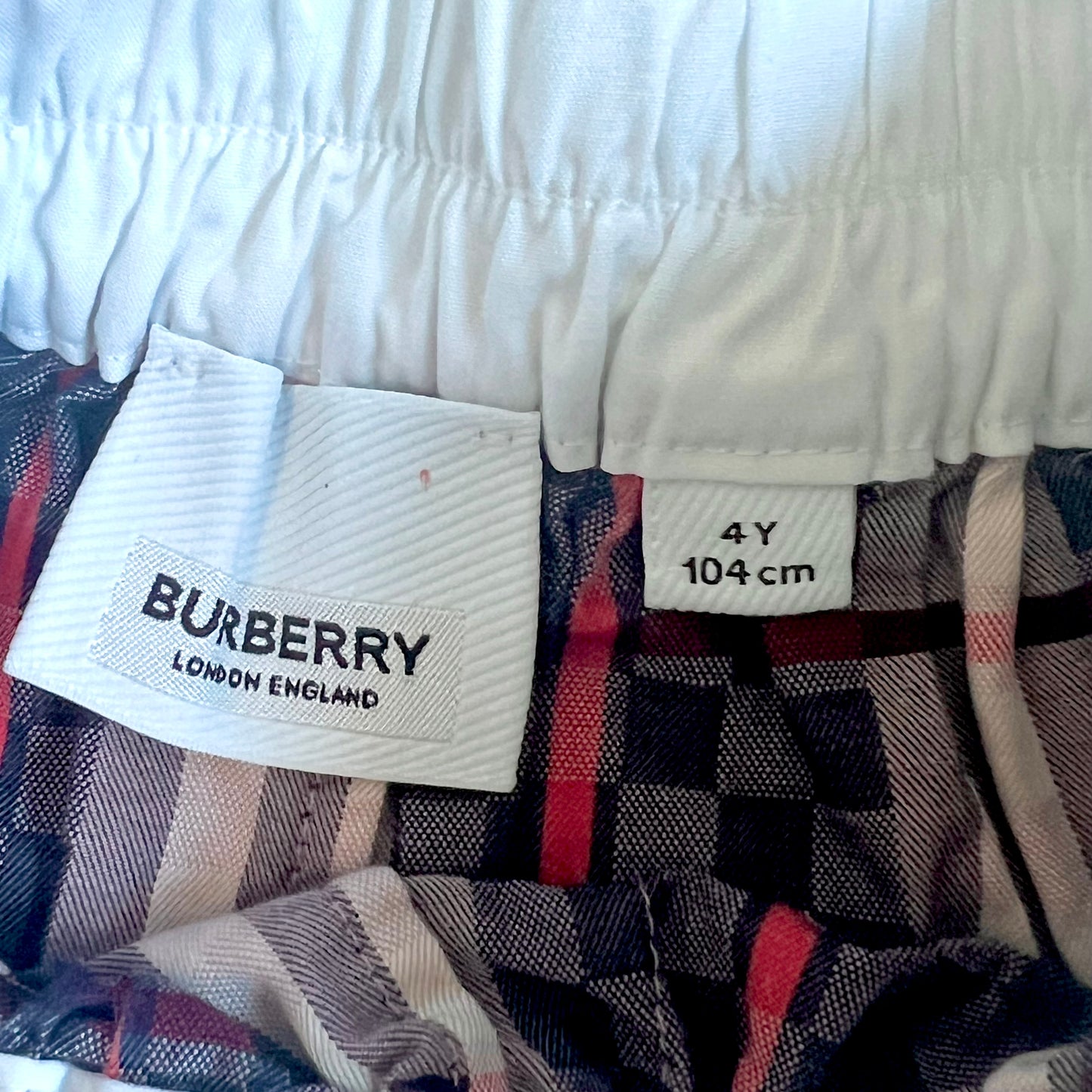 (Pre-loved) Burberry Check Short 格仔短褲 4Y
