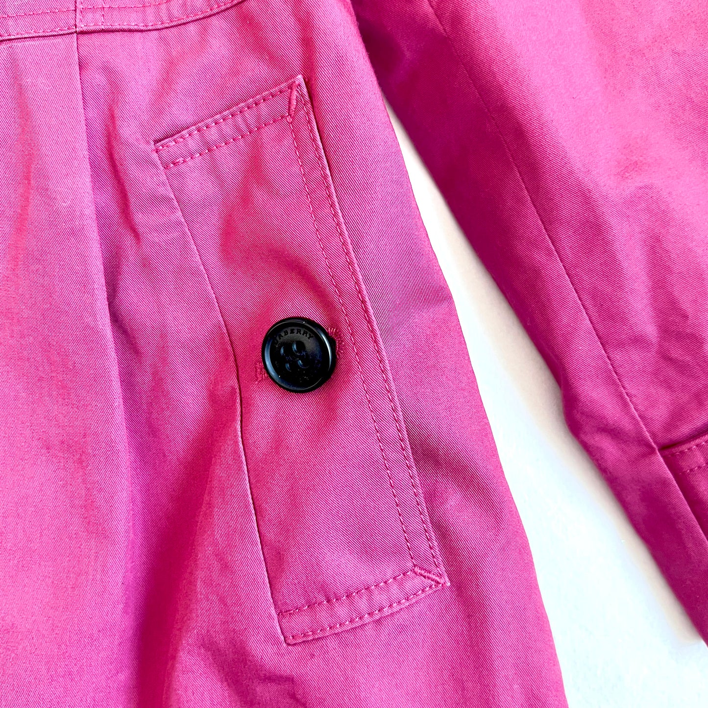 (Pre-loved) Burberry Red Trench Coat 女童紅色風衣外套 4Y