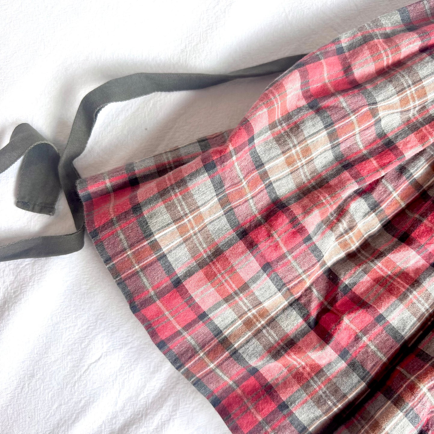 (Pre-loved) Bonpoint Duchesse Smocked Dress 女童無袖連身裙 3Y