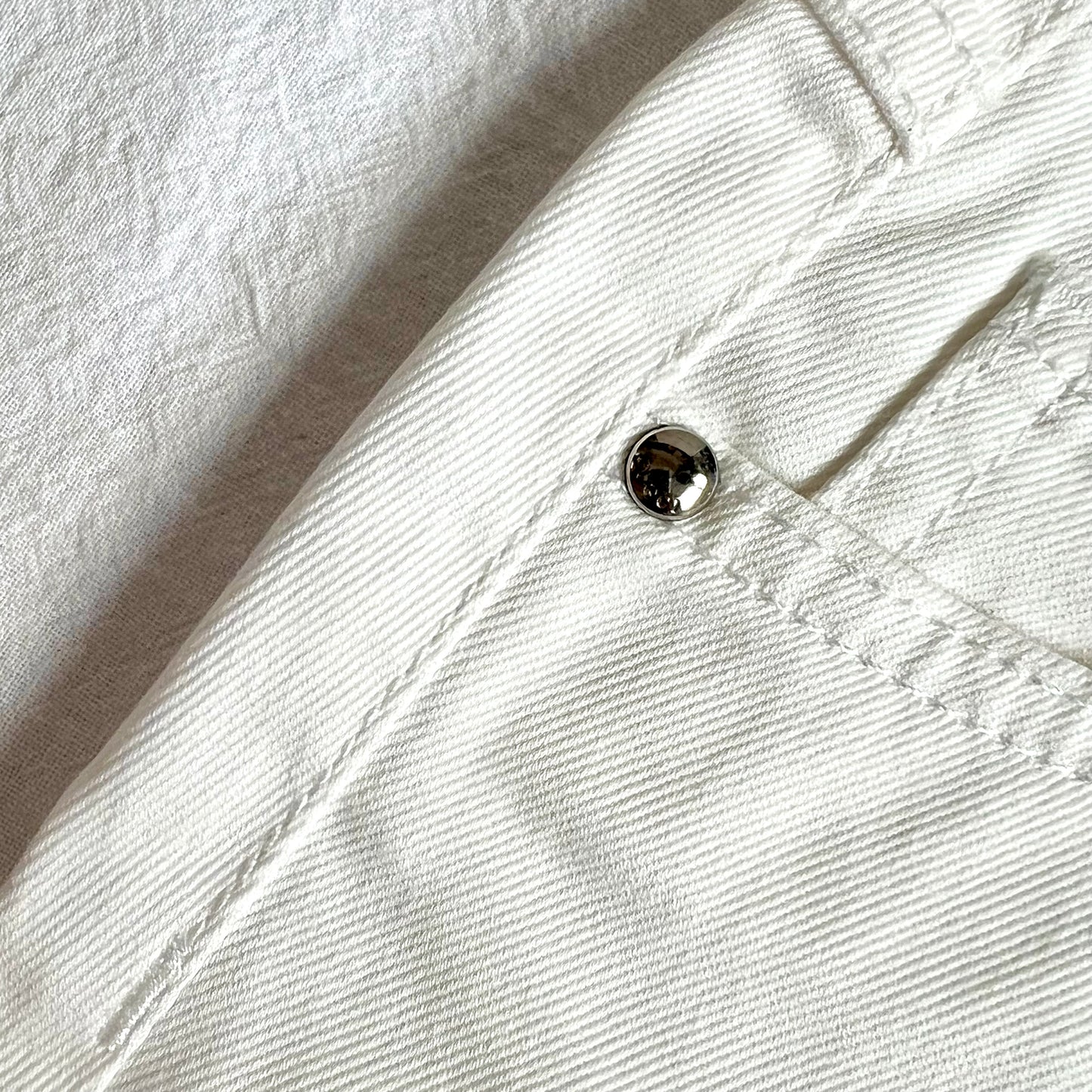 (Pre-loved) Gucci White Doggy Demin Jeans 白色牛仔長褲 6Y